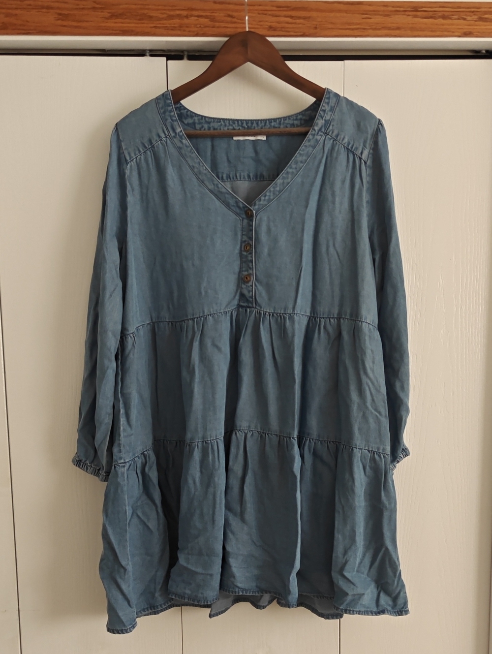 Light Blue Tiered V-Neck Women's Dress